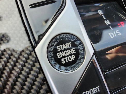 Used 2023 BMW X7 M60i w/ Executive Package image 39