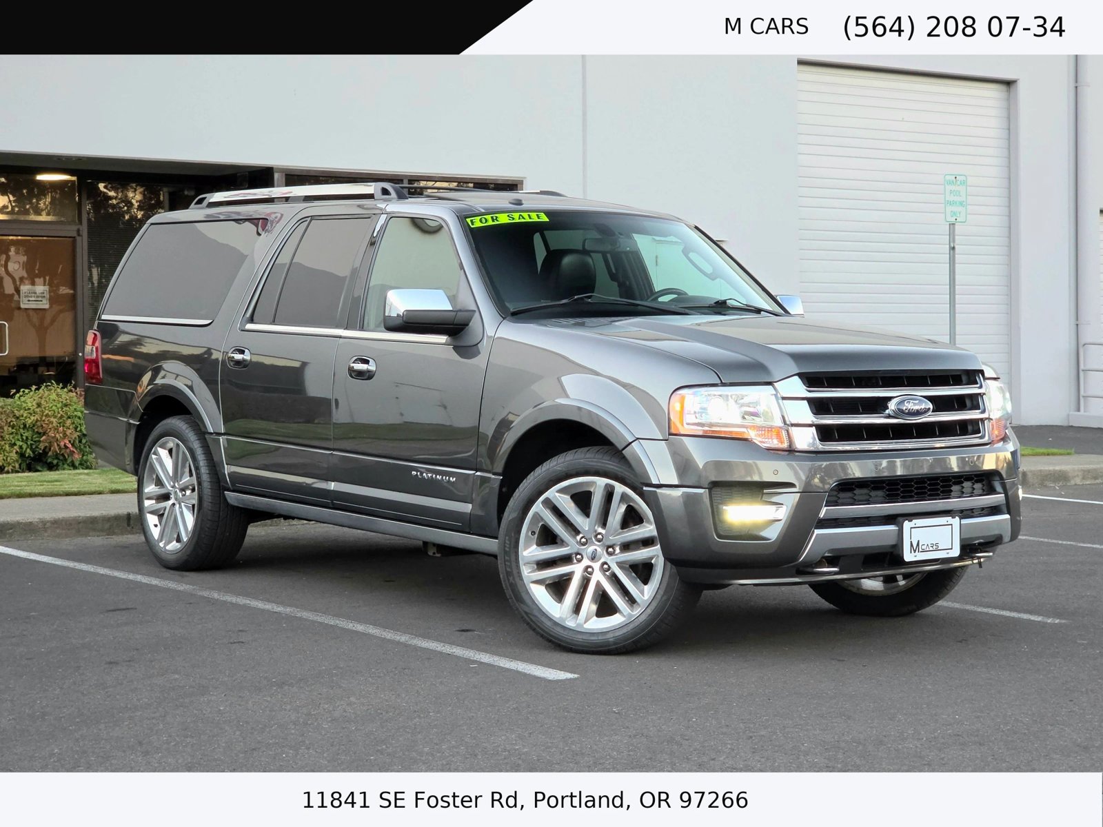 Used 2017 Ford Expedition Max Platinum AWD/4WD image 4