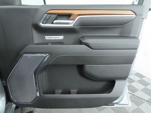 Used 2023 GMC Sierra 1500 Denali w/ Technology Package image 25