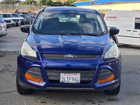 Used 2015 Ford Escape S FWD image 6