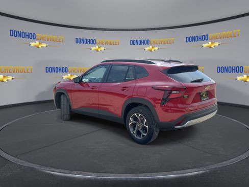 New 2026 Chevrolet Trax LT FWD image 9