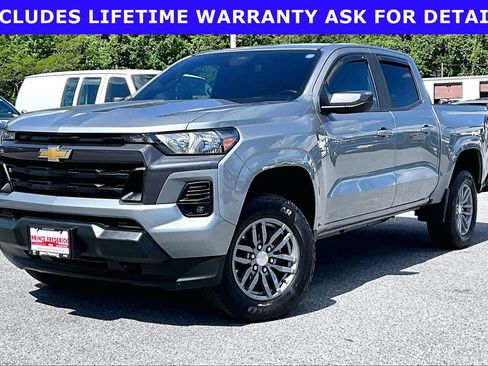 Used 2023 Chevrolet Colorado LT w/ LT Convenience Package AWD/4WD image 3