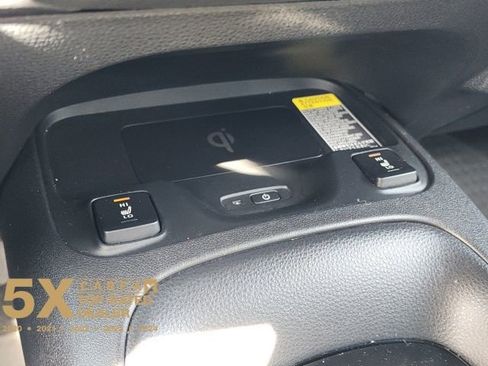 Used 2025 Toyota Corolla XSE image 35