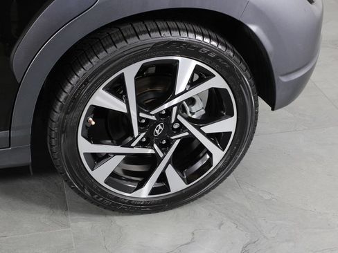 Certified 2022 Hyundai Kona Limited FWD image 13