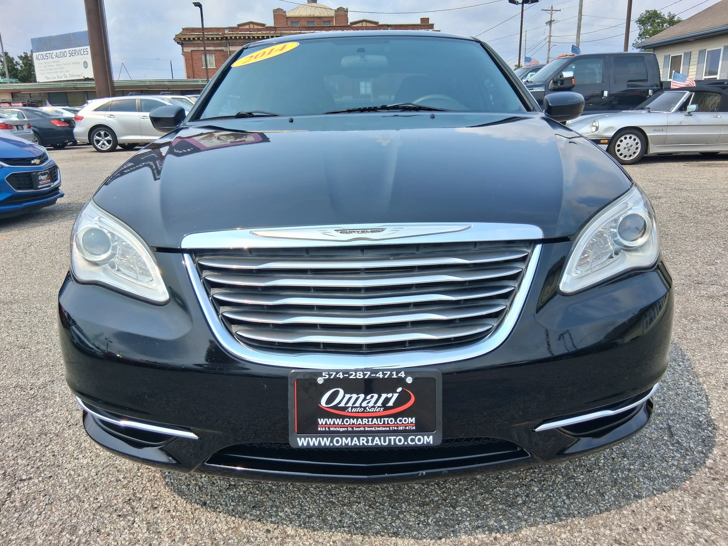 Used 2014 Chrysler 200 LX FWD image 4