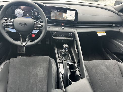 New 2025 Hyundai Elantra N image 24
