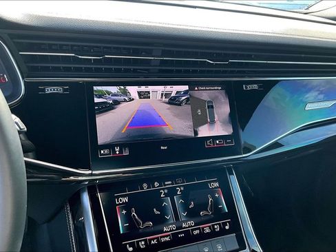 Certified 2025 Audi Q7 3.0T Premium Plus image 27