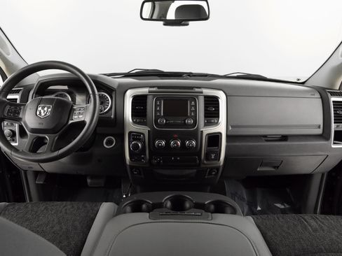 Used 2018 RAM 1500 Outdoorsman image 13