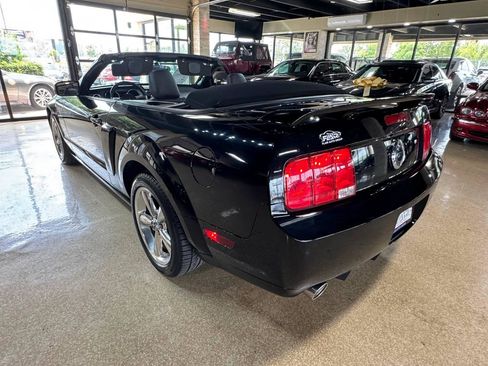 Used 2008 Ford Mustang GT RWD image 29