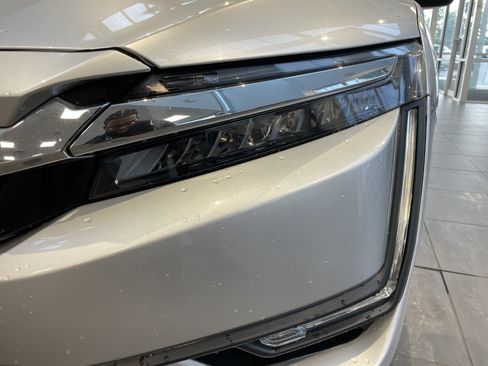 Used 2021 Honda Clarity Plug-In Hybrid image 5