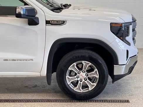 Used 2023 GMC Sierra 1500 SLE AWD/4WD image 6