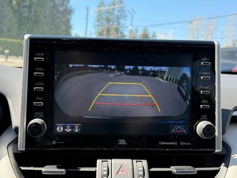 Used 2022 Toyota RAV4 Limited AWD/4WD image 27