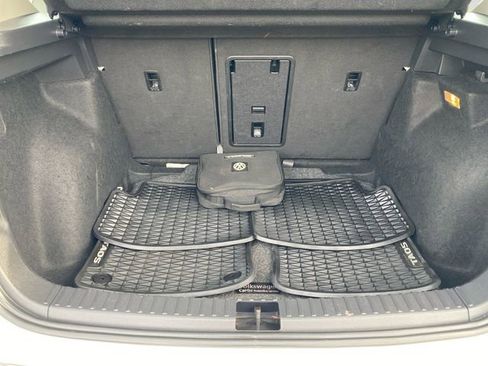 Used 2022 Volkswagen Taos S image 29