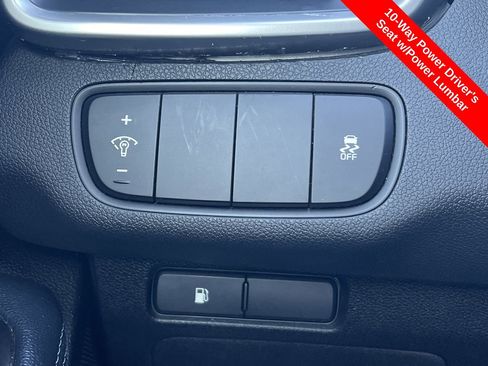 Used 2016 Kia Sorento LX w/ LX Convenience Package image 13