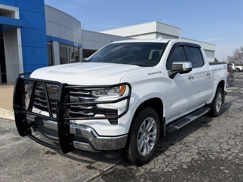 Used 2025 Chevrolet Silverado 1500 LTZ image 2