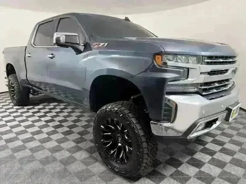 Used 2020 Chevrolet Silverado 1500 LTZ AWD/4WD image 6