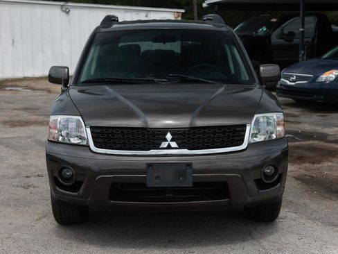 Used 2011 Mitsubishi Endeavor LS AWD/4WD image 19