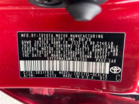 Used 2021 Toyota Corolla LE image 19