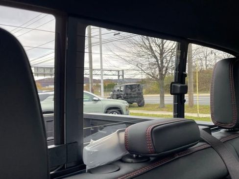 New 2026 Chevrolet Colorado Z71 w/ Technology Package image 29