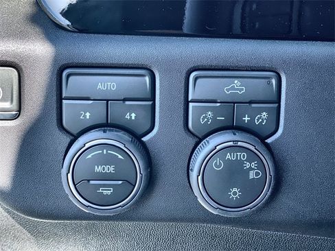 New 2026 Chevrolet Silverado 1500 LT image 19