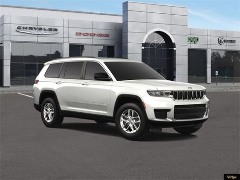 New 2023 Jeep Grand Cherokee L Laredo w/ Luxury Tech Group I image 11