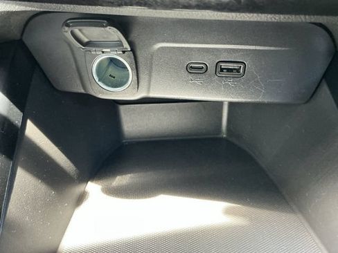 Used 2024 Chevrolet Trax LT w/ Driver Confidence Package FWD image 19