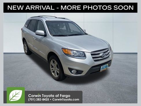 Used 2012 Hyundai Santa Fe SE AWD/4WD image 1