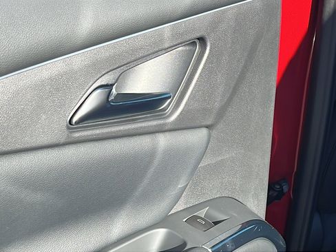 New 2026 Chevrolet Traverse RS image 13