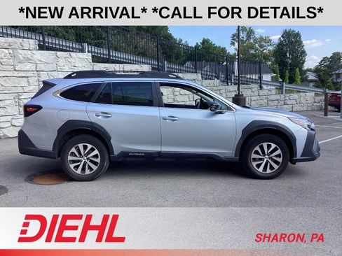 Used 2024 Subaru Outback Premium w/ Popular Package #1A AWD/4WD image 8