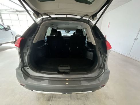 Used 2019 Nissan Rogue SL AWD/4WD image 23