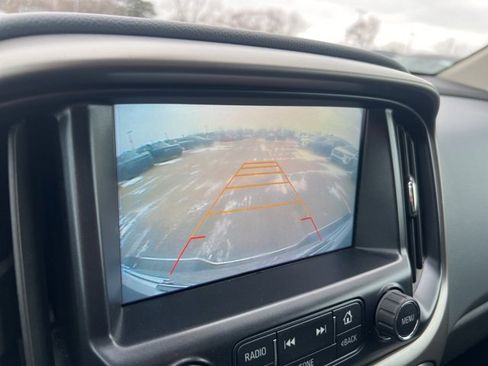 Used 2017 Chevrolet Colorado Z71 image 14