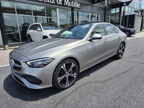 Used 2024 Mercedes-Benz C 300 Sedan image 2
