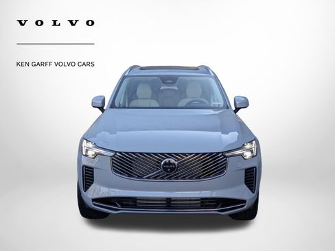 New 2026 Volvo XC90 T8 Ultra w/ Protection Package Premier image 9