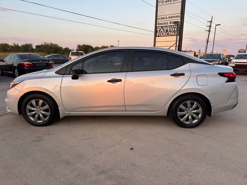 Used 2021 Nissan Versa S image 7
