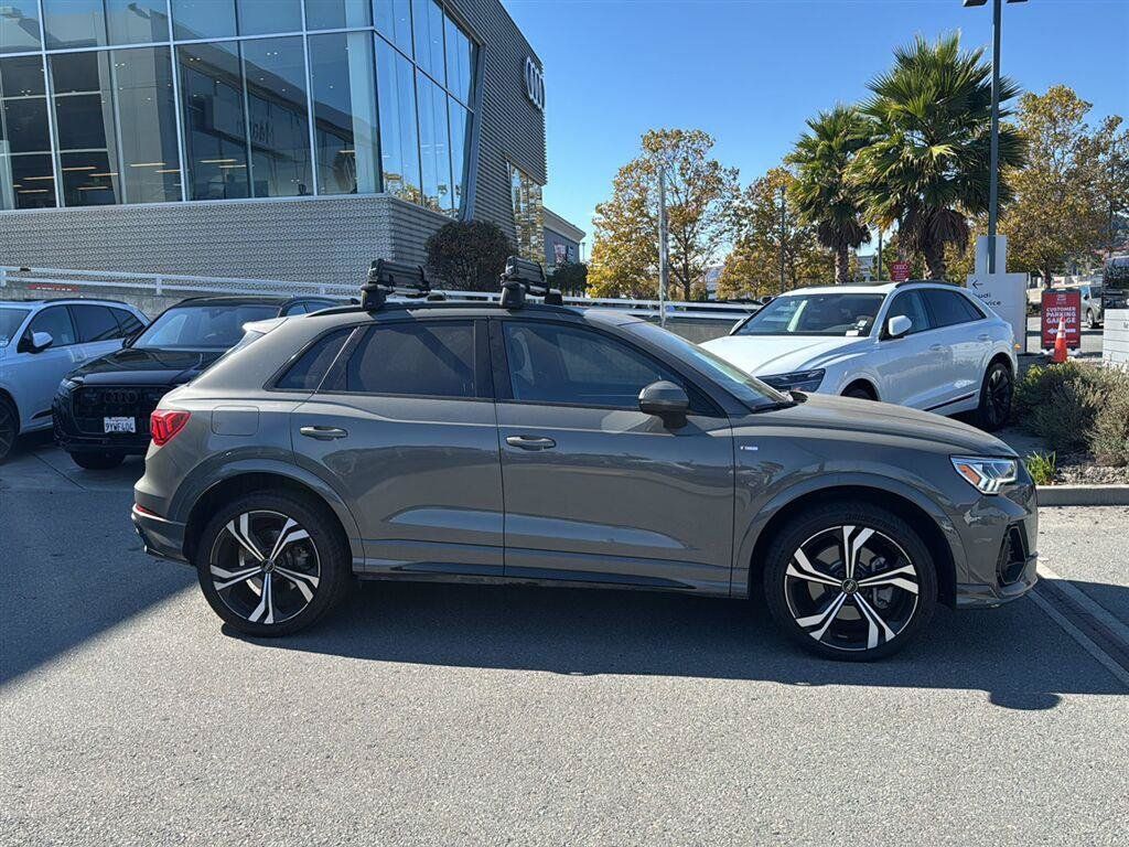 Used 2023 Audi Q3 2.0T Premium Plus w/ Premium Plus Package AWD/4WD image 5