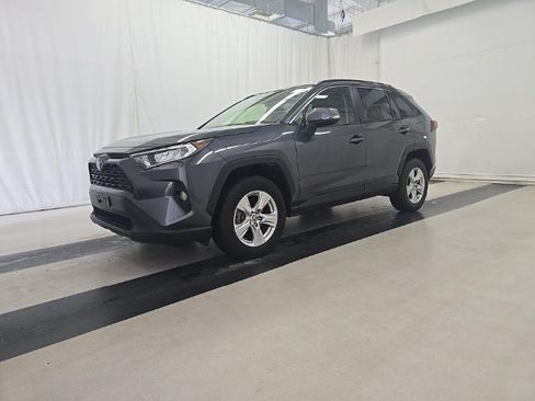 Used 2021 Toyota RAV4 XLE w/ Convenience Package AWD/4WD image 2