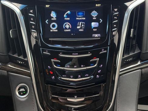 Used 2016 Cadillac Escalade ESV Platinum AWD/4WD image 15