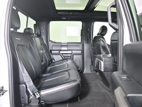 Used 2020 Ford F150 Platinum image 17