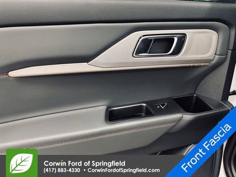 New 2026 Ford Explorer Active w/ Active Comfort Package image 21