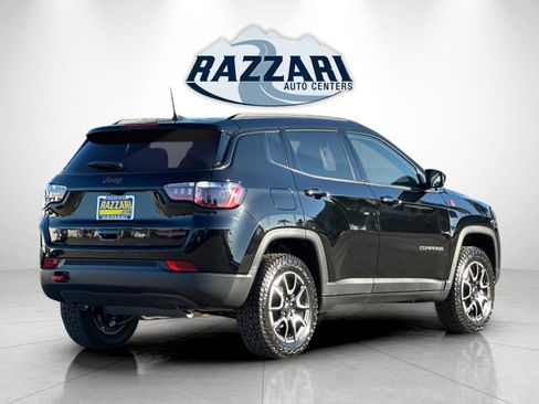 New 2026 Jeep Compass Trailhawk w/ Sun, Sound & Navigation Group image 3