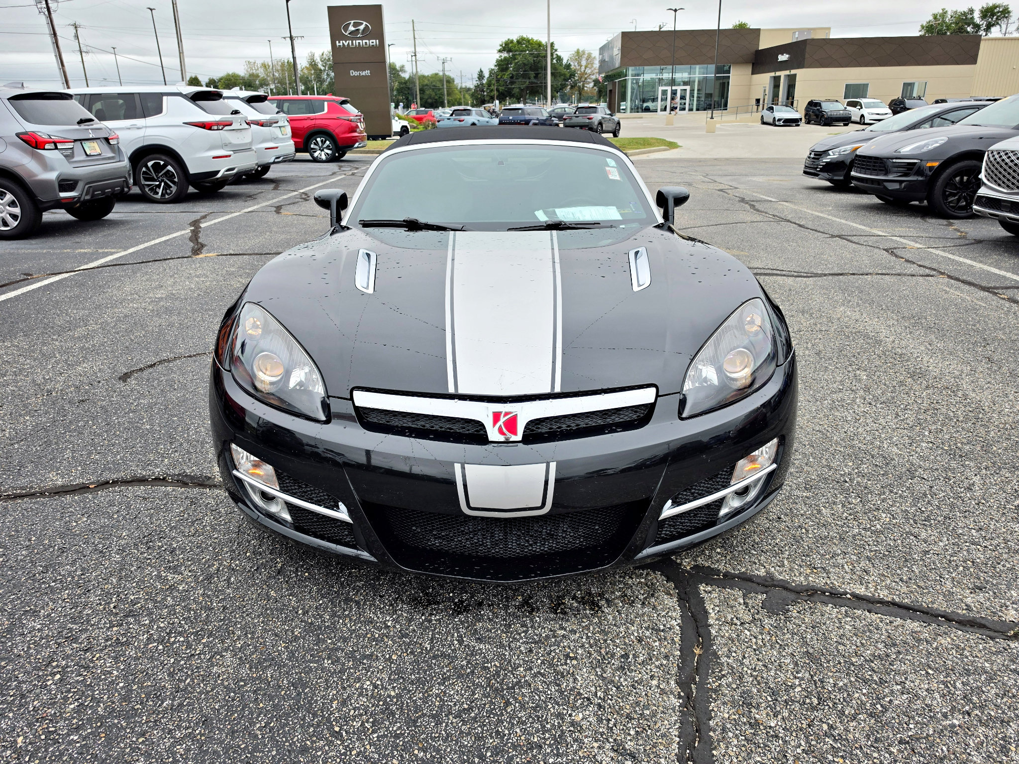 Used 2008 Saturn Sky Carbon Flash RWD image 15