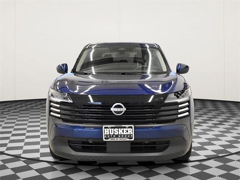 Used 2025 Nissan Kicks SV image 3