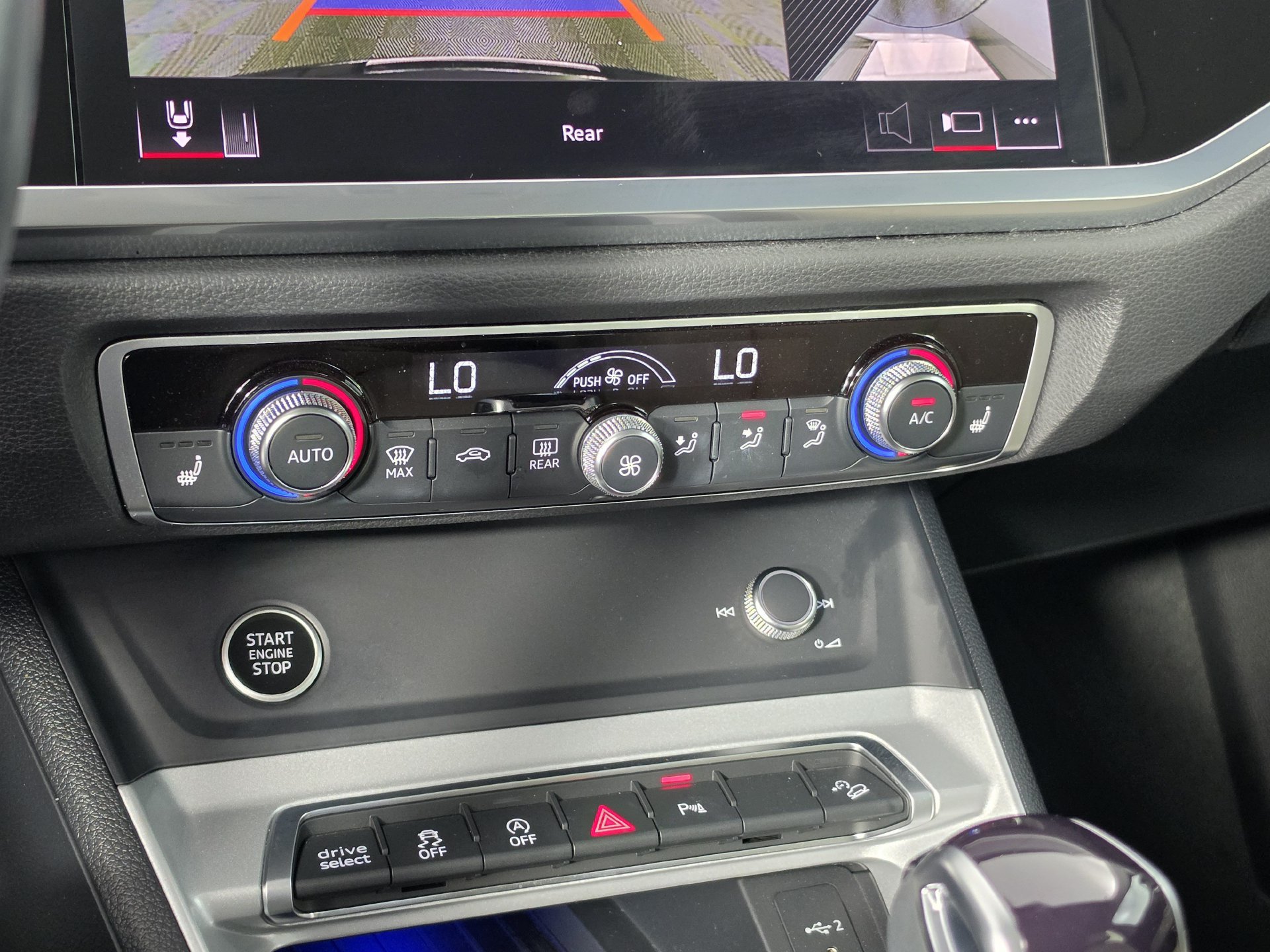 Certified 2024 Audi Q3 2.0T Premium Plus AWD/4WD image 18