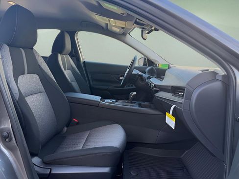 New 2026 Nissan Sentra SV w/ Floor Mat Package FWD image 13