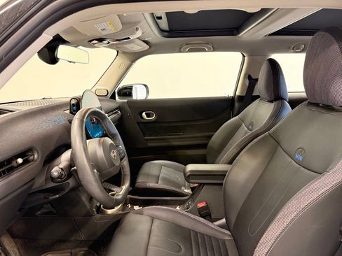 Certified 2025 MINI Cooper S FWD image 10