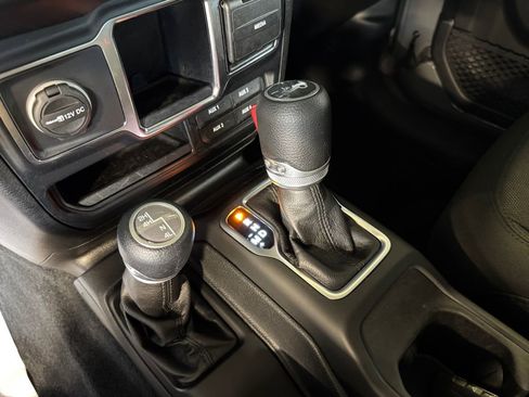 Used 2019 Jeep Wrangler Unlimited Sport AWD/4WD image 21
