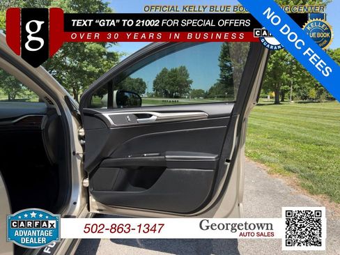 Used 2017 Ford Fusion SE w/ Fusion SE Technology Package FWD image 31