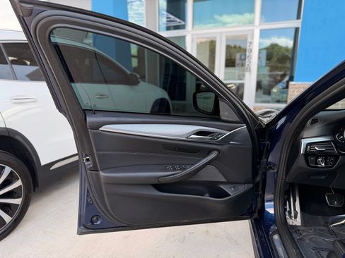 Used 2018 BMW 540i w/ M Sport Package RWD image 13