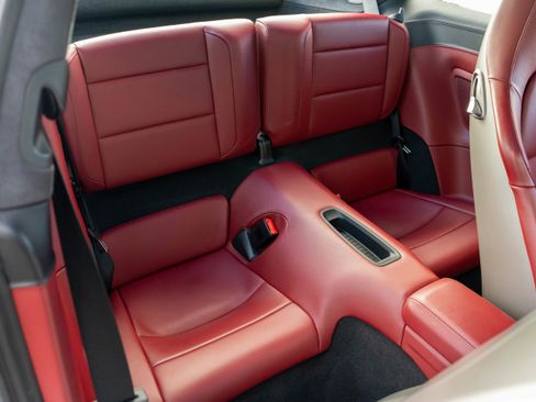 Used 2017 Porsche 911 Carrera 4S image 31