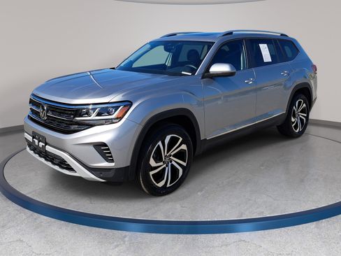 Used 2023 Volkswagen Atlas SEL AWD/4WD image 1